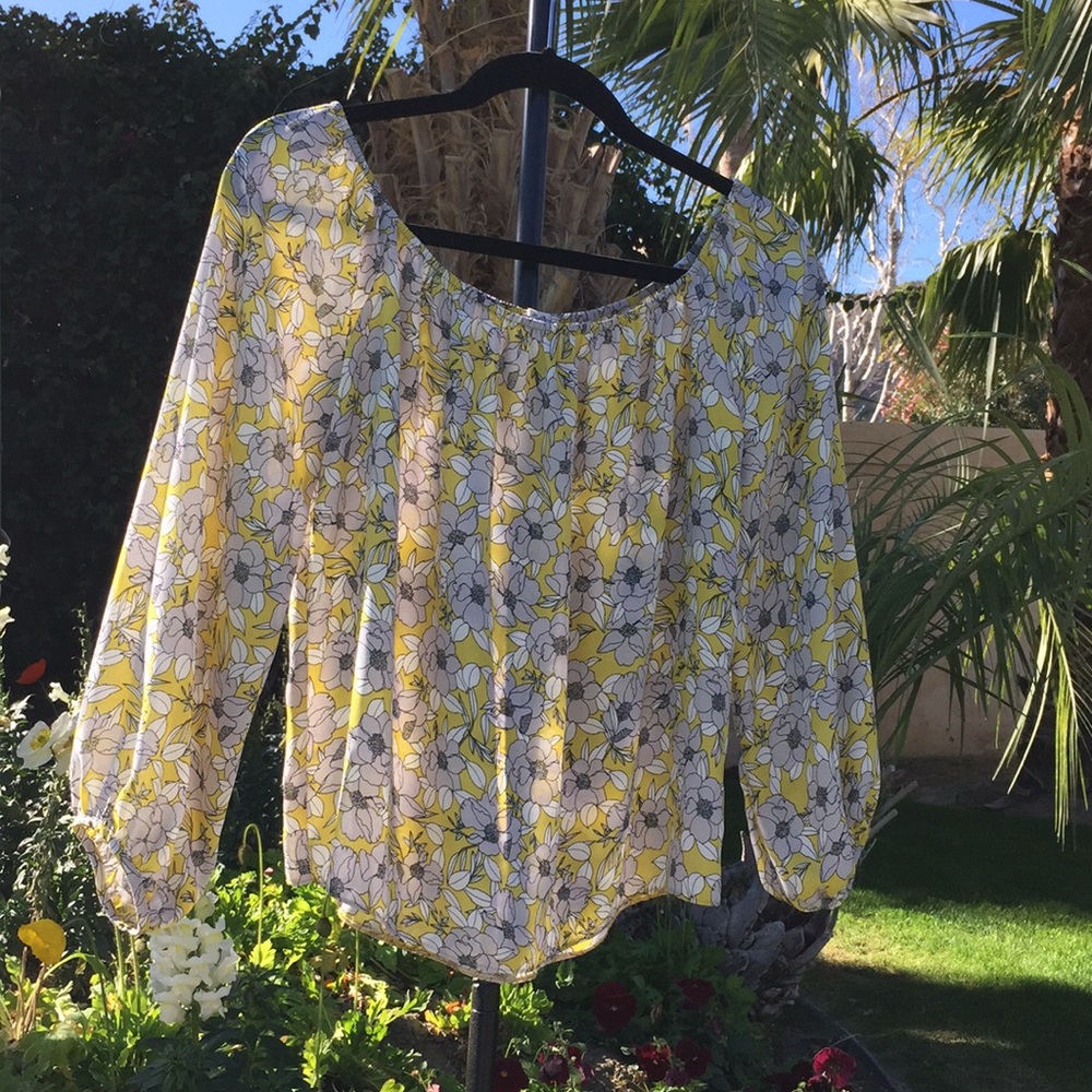 Sexy floral off the shoulder blouse
